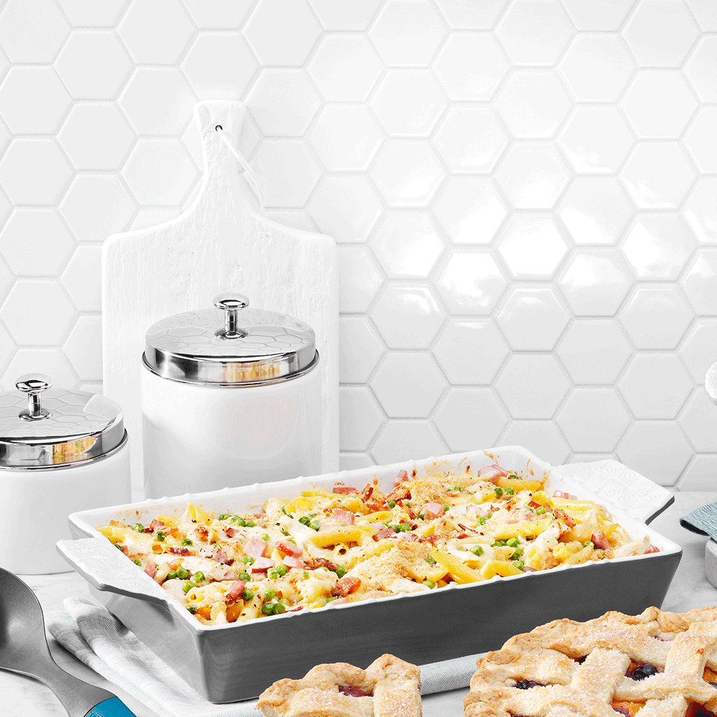 https://www.rangekleen.com/cdn/shop/products/TE110G_13x9_Baking_Dish_lifestyle-6.png?v=1666635822